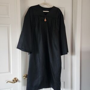 Graduation Gown & Cap, Concordia University CHICAGO Bachelors Program, ONE SIZE